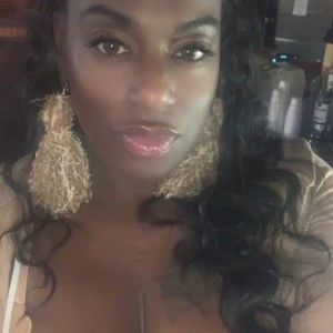 Meet your Posher, Derrick